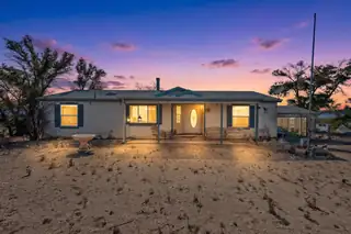 05 Camey Street, Belen