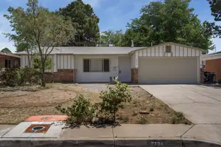 2734 Dallas Street NE, Albuquerque