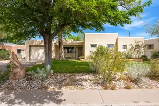 4605 Haines Avenue NE 