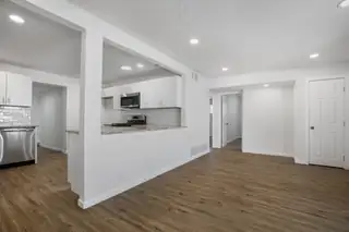 9516 Cordova Avenue NE 