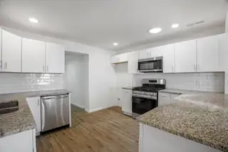 9516 Cordova Avenue NE 