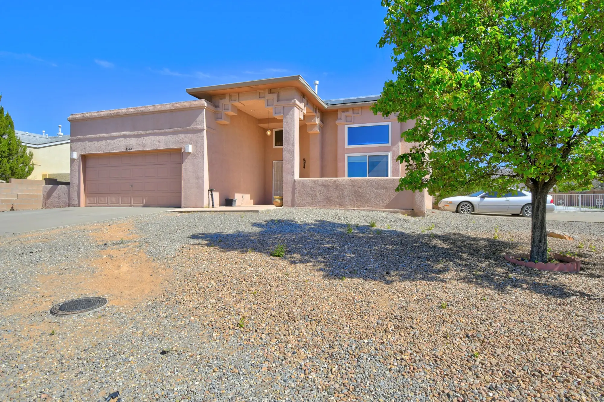 2524 Manzano Loop NE