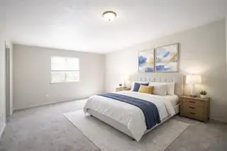 13270 Candelaria Road NE 