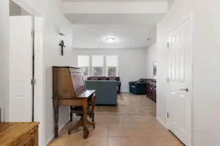 10324 Mogollon Drive NW 