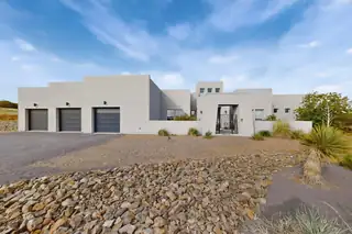 14 Express Boulevard 