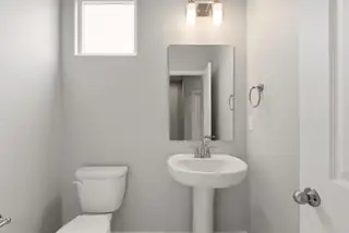 6717 Sydney Drive NE 