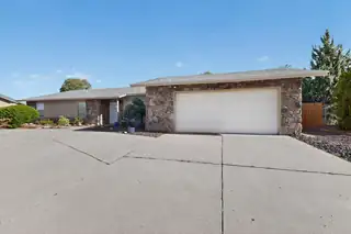 3701 Torrey Pines Road SE 