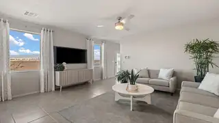 1521 Gleneagles Street NE 