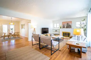 219 Amherst Drive SE, Albuquerque