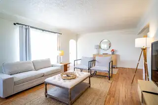 219 Amherst Drive SE 