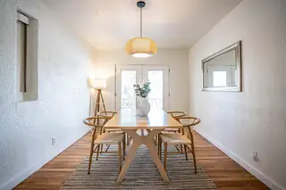 219 Amherst Drive SE 