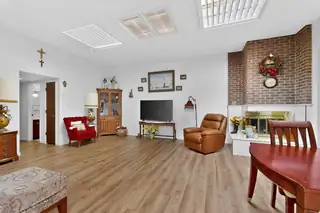 413 Madeira Drive NE 