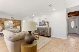 1729 Del Cielo Drive NW 