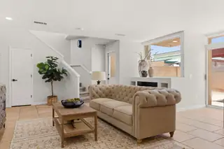 1729 Del Cielo Drive NW 