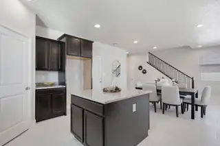 6724 Zachary Road NE 