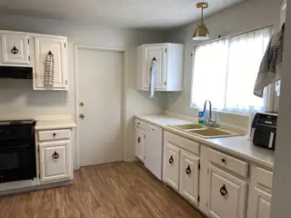 1844 Kentucky Street NE 