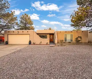 10108 La Paz Drive NW, Albuquerque