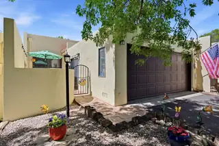 3308 Esplanade Circle SE 