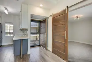 1325 Park Avenue SW 207 