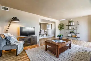 3000 Colorado Street NE 