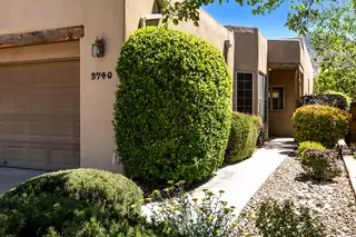 3740 Ridge Pointe Loop NE 