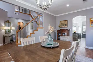 4315 Canada Place NW 