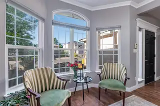 4315 Canada Place NW 