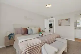 4300 Brand Avenue NE 