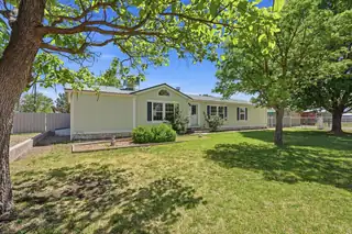 8 Phillips Drive, Los Lunas