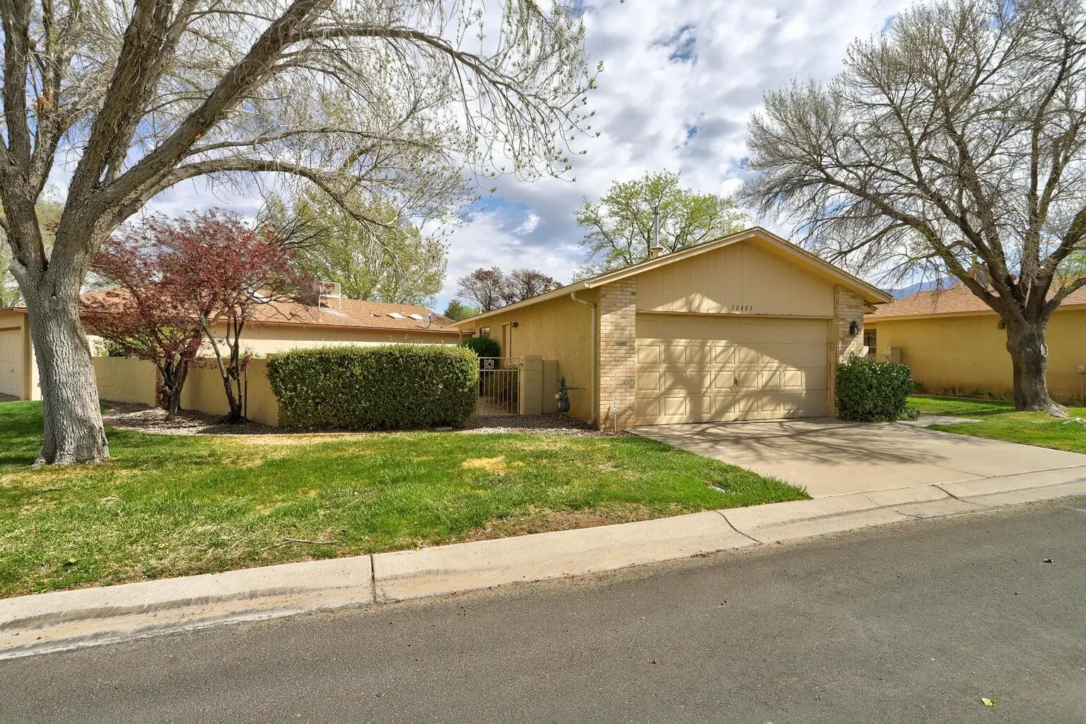 10403 Schenley Park Drive NE