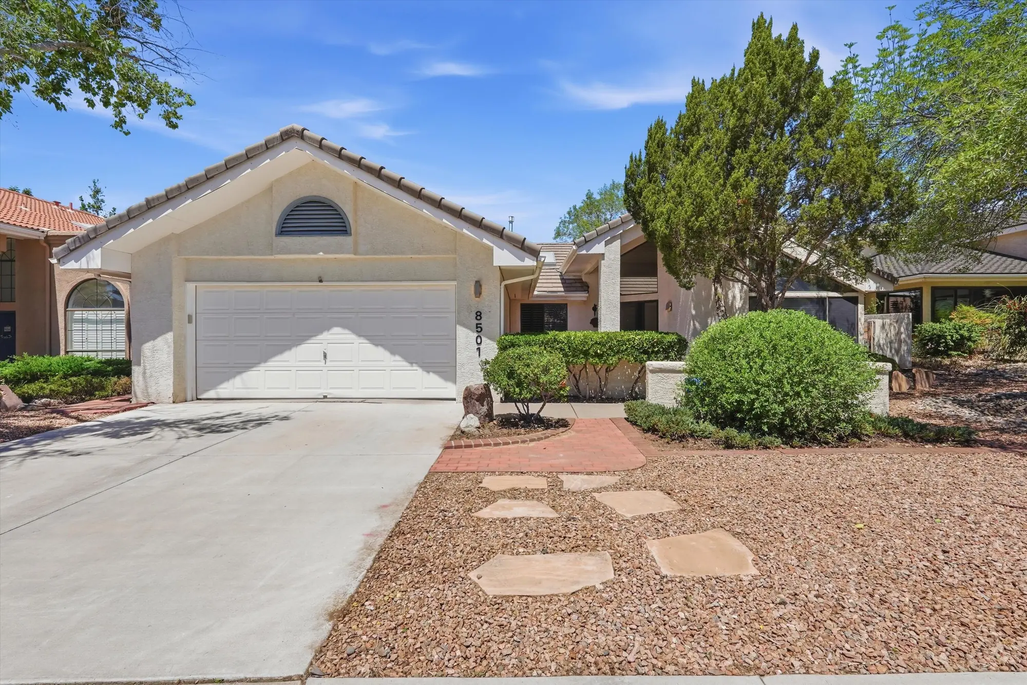 8501 Canyon Run Road NE