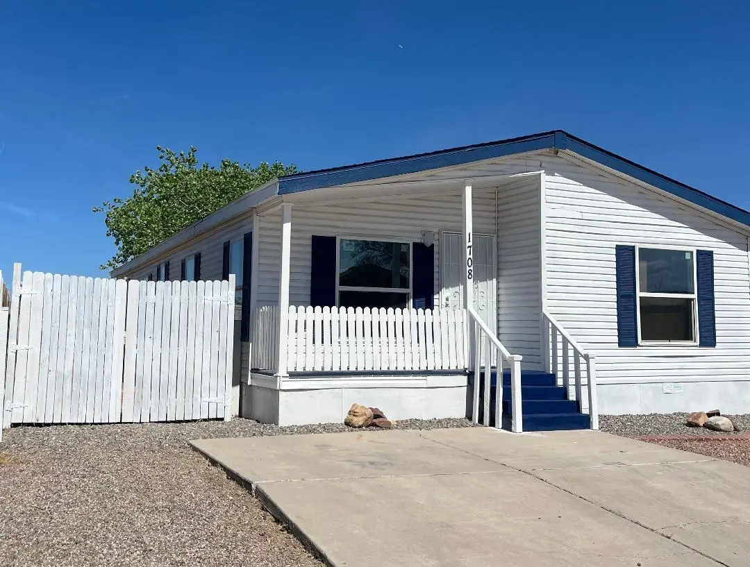 1708 Silver Sky Drive SW