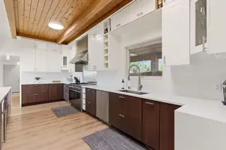 1724 Quail Run Court NE 