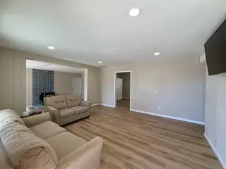 1325 Elfego Baca Drive SW 