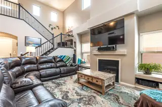 7305 Laguna Niguel Drive NE 
