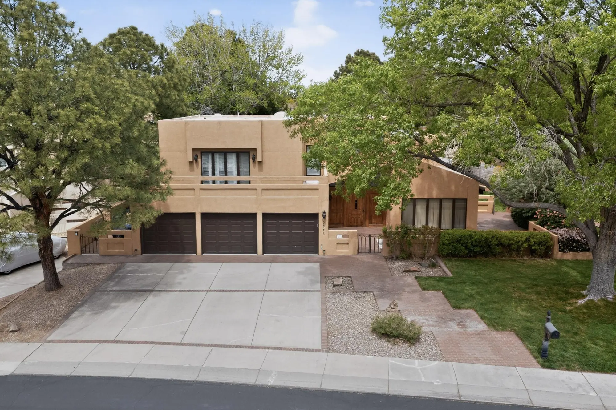 9515 Augusta Avenue NE