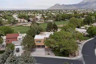 9515 Augusta Avenue NE 