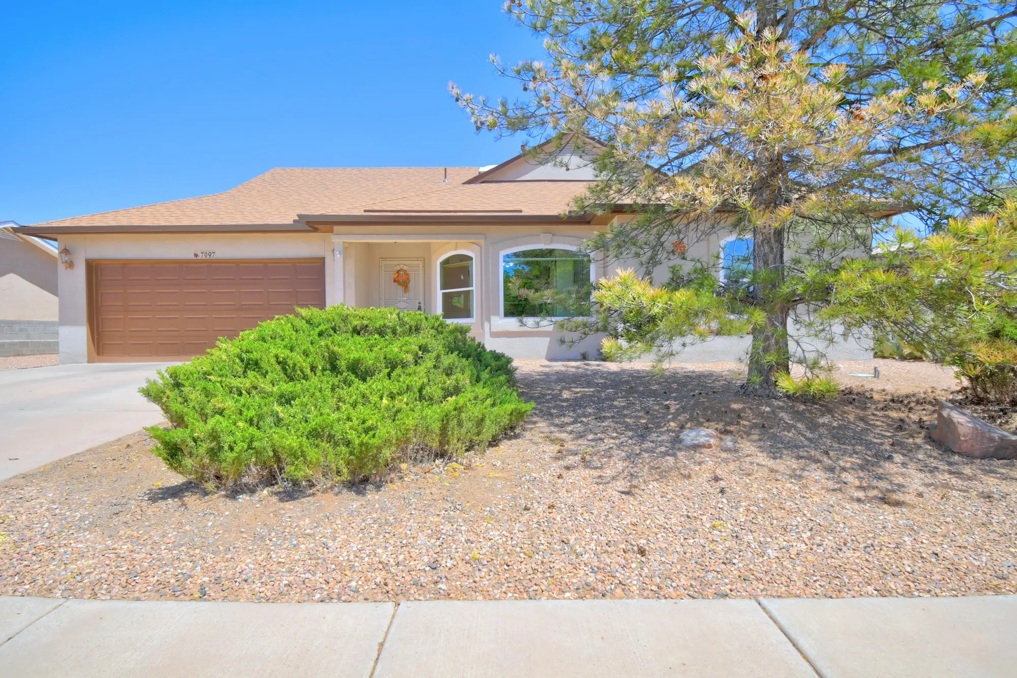 7097 Albany Hills Drive NE