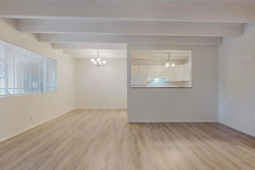 1100 Alvarado Drive SE APT 310