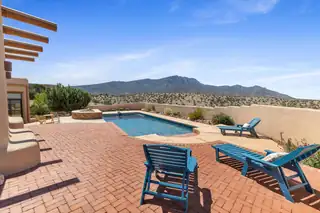 85 Overlook Drive 