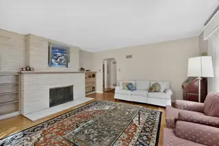 1511 Columbia Drive NE 