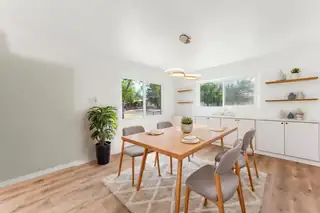 2507 Alvarado Drive NE 