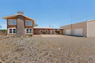 257 Sunnyslope Street SW 