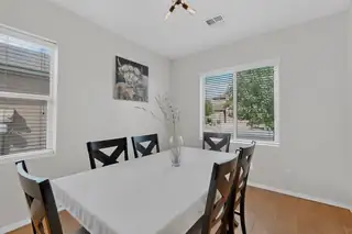 2923 Bosque De Oro Drive SW 