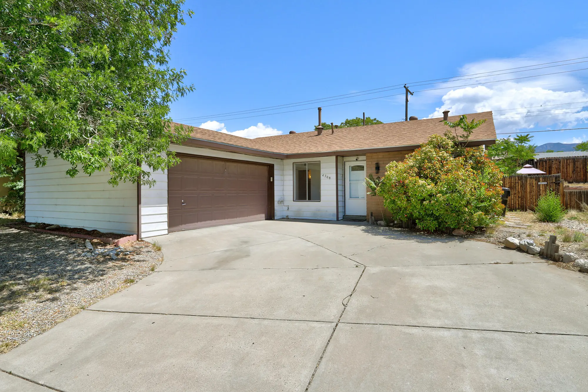 4708 Eric Drive NE