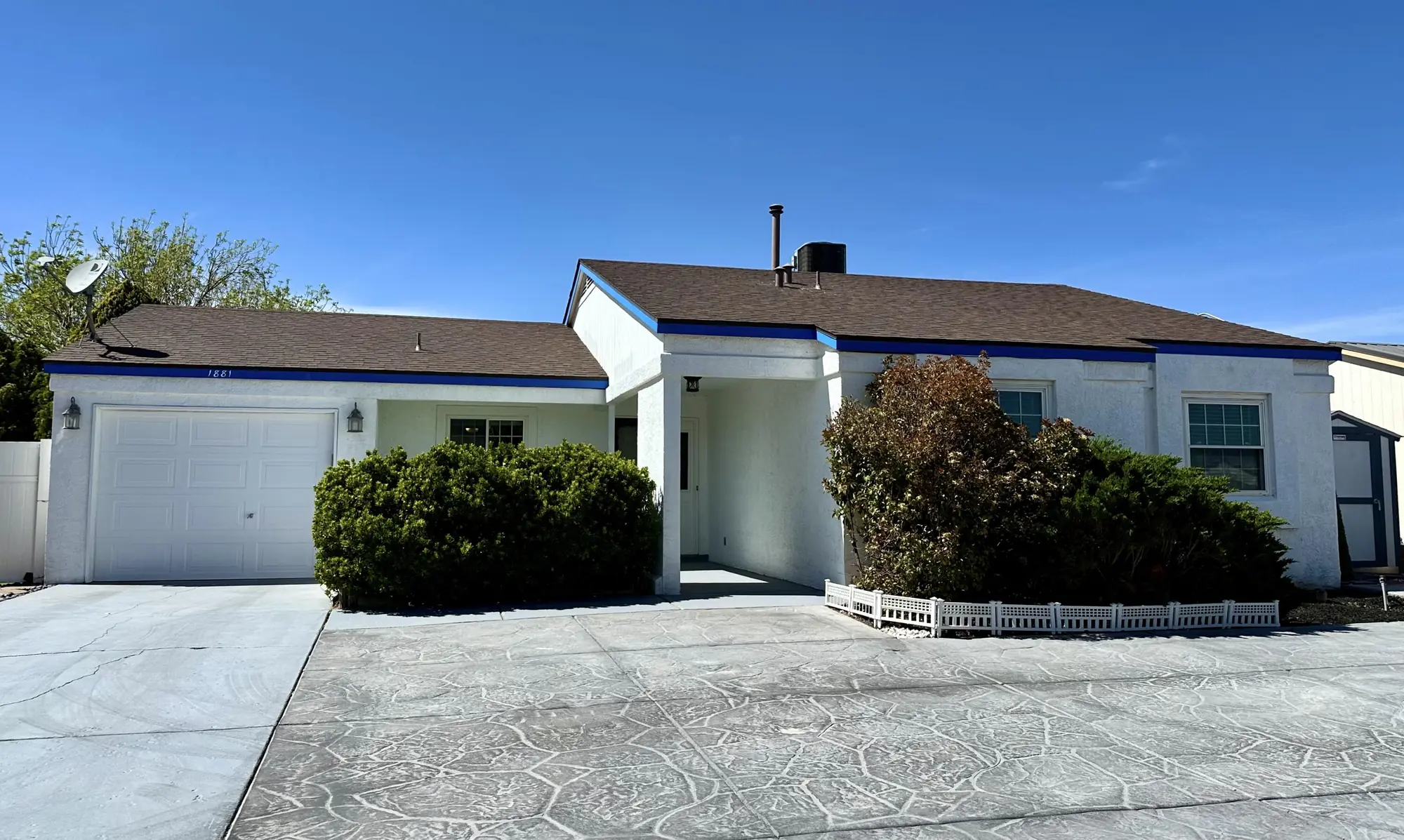1881 Clearwater Loop NE