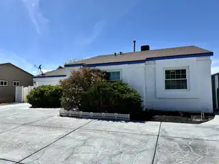 1881 Clearwater Loop NE 
