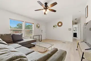 22 Guadalupe Drive 