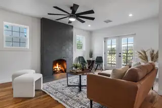 219 Solano Drive SE 
