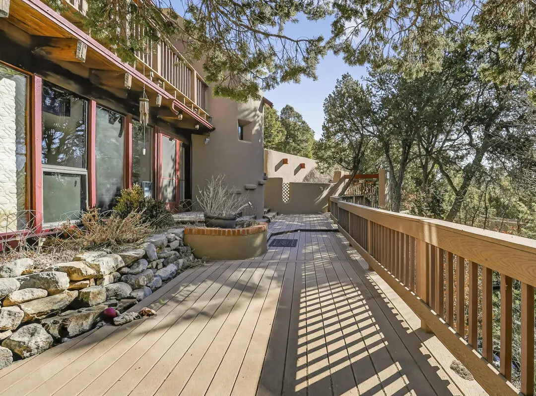 52 Forest Park Road